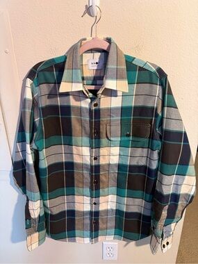 NN07 Alpha Shirt Men’s Medium Green Navy Plaid Flannel Button Up